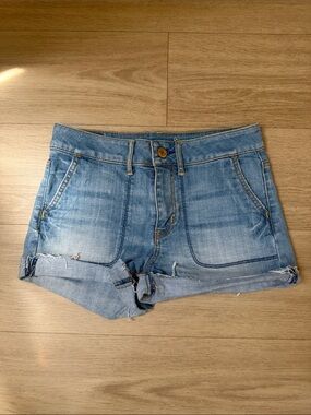 American Eagle Women’s Light Blue Denim Roll-Cuff Shorts